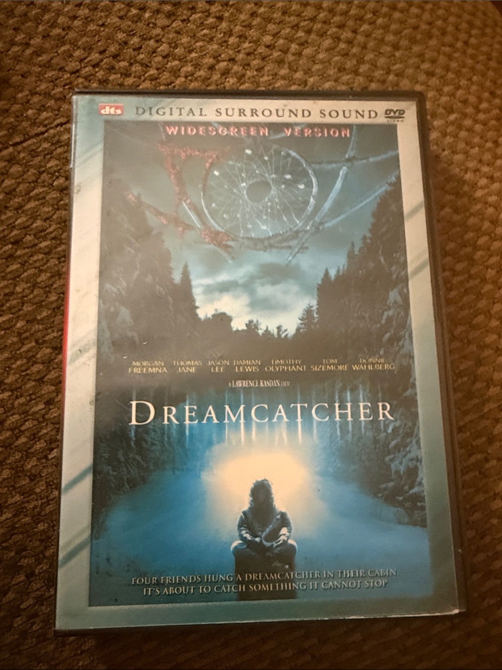 Dreamcatcher Widescreen DVD - Blue Cover